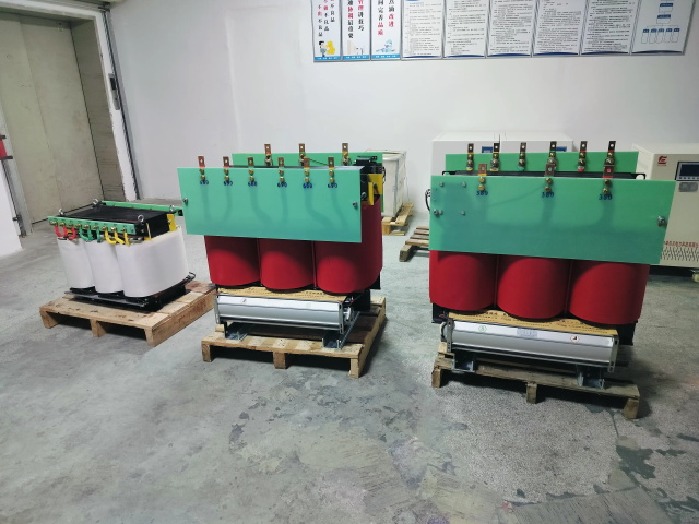 苏尼特右KS11-1000KVA矿用变压器